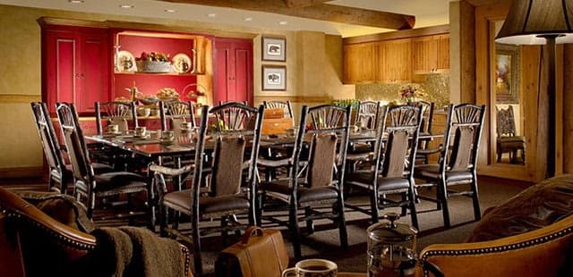 Elkhorn Lodge