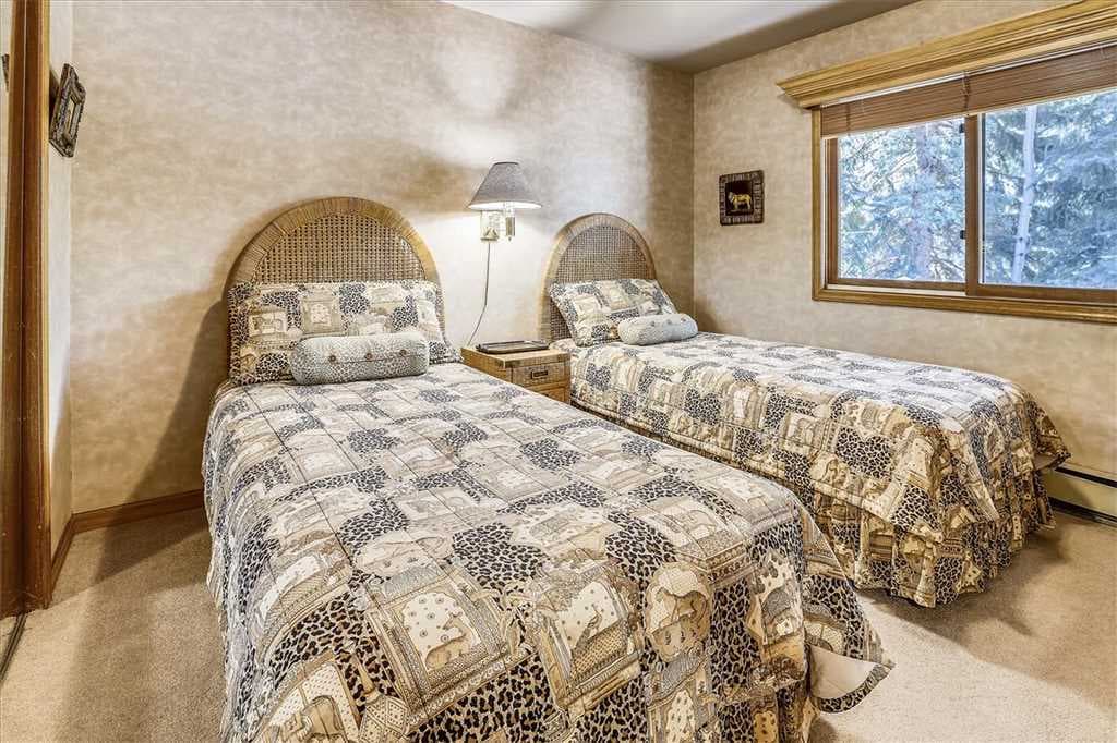 Silver Kingdom Residence