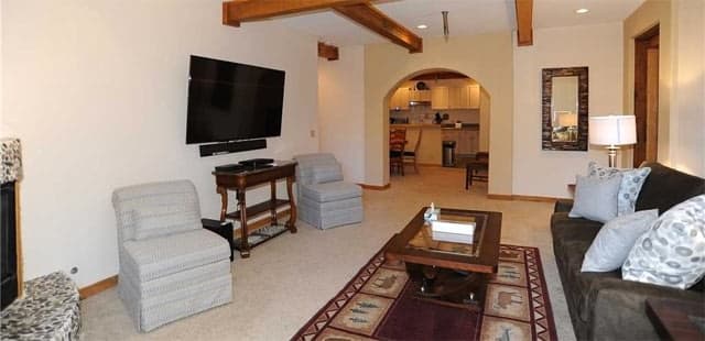 Ten Mile Suites