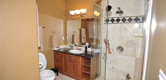 400 Whispering Pines