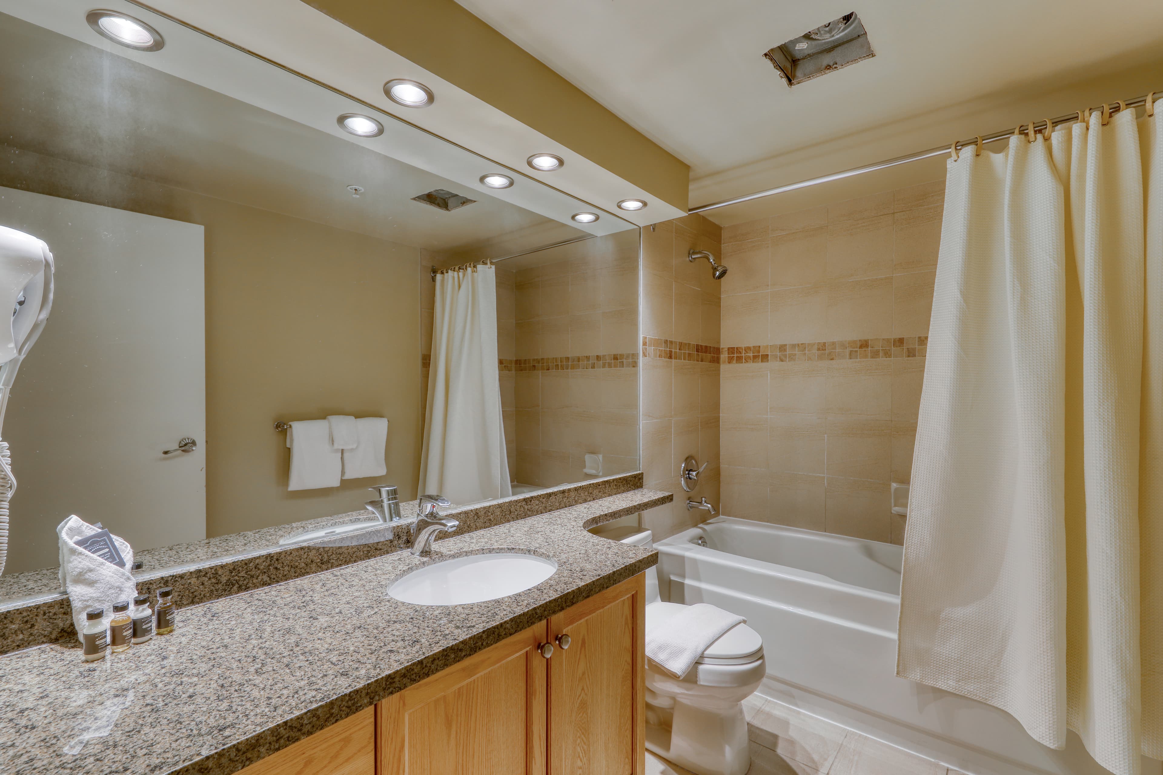 Woodrun Lodge