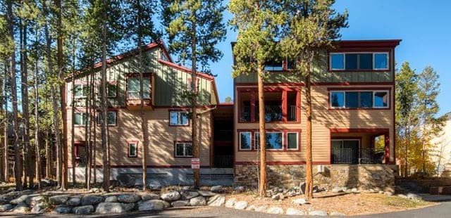 Snodallion Condos
