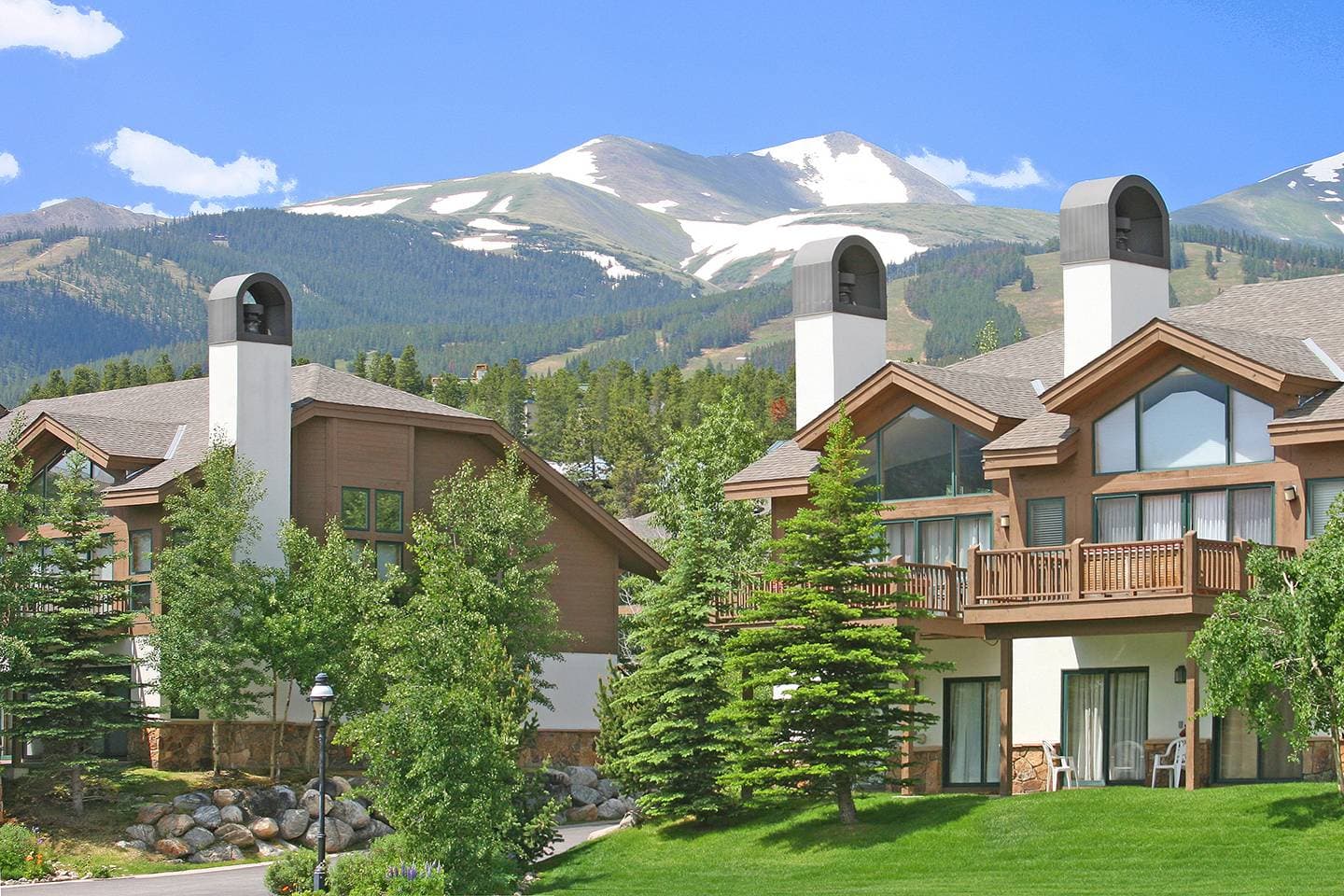One Breckenridge Place