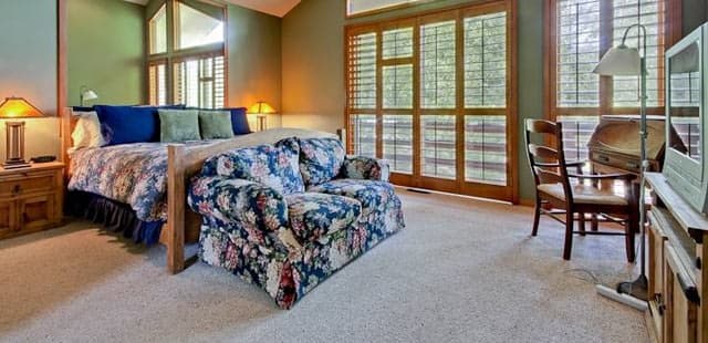 2422 Queen Esther Drive