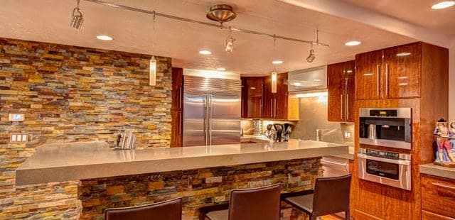 607 Deer Valley Drive