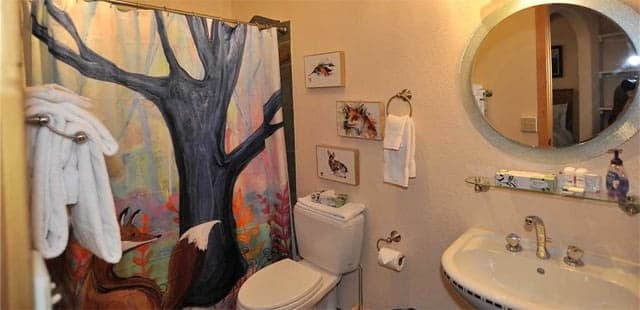 Ten Mile Suites