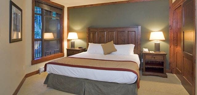 First Tracks Lodge