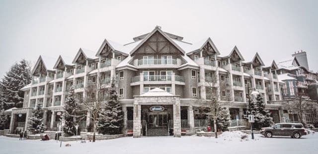 Summit Lodge Boutique Hotel