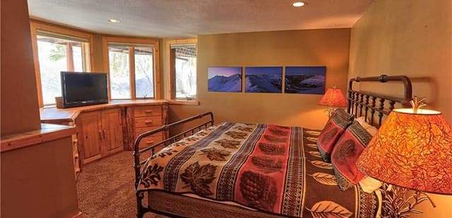 Black Bear Lodge