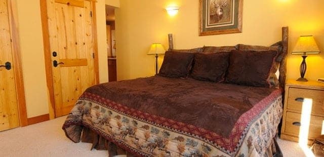 Snowcrest Lodge