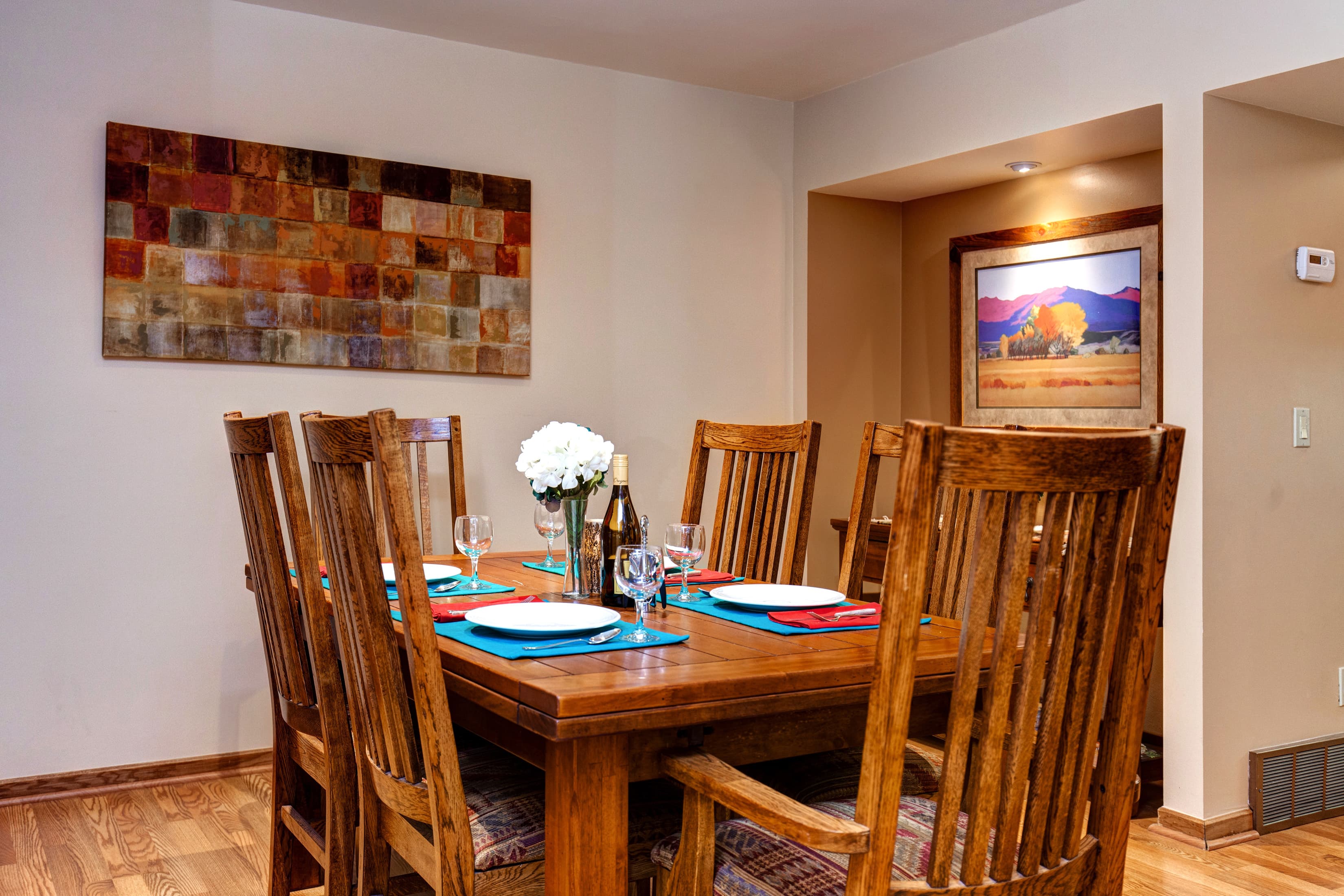 Dining table seats 6