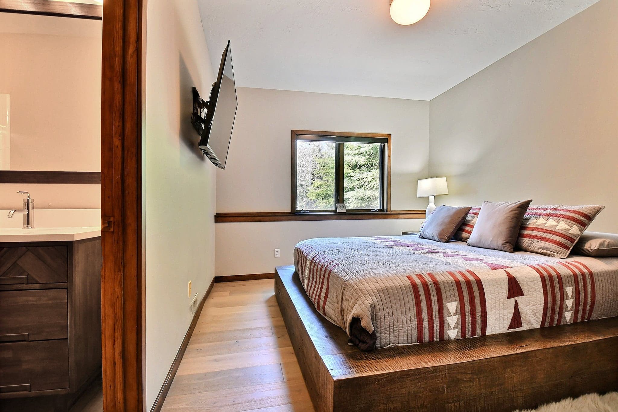 Guest Suite IV with En Suite Bath.
