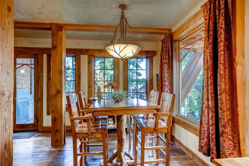 Dining Area - Hatari Lodge - Breckenridge Vacation Rental