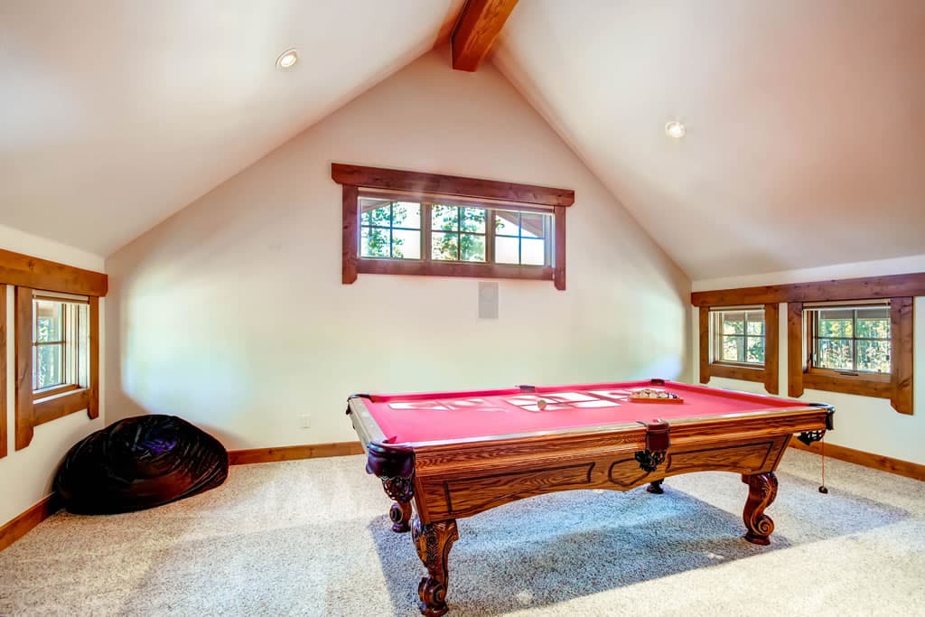 Living Area - Hatari Lodge - Breckenridge Vacation Rental