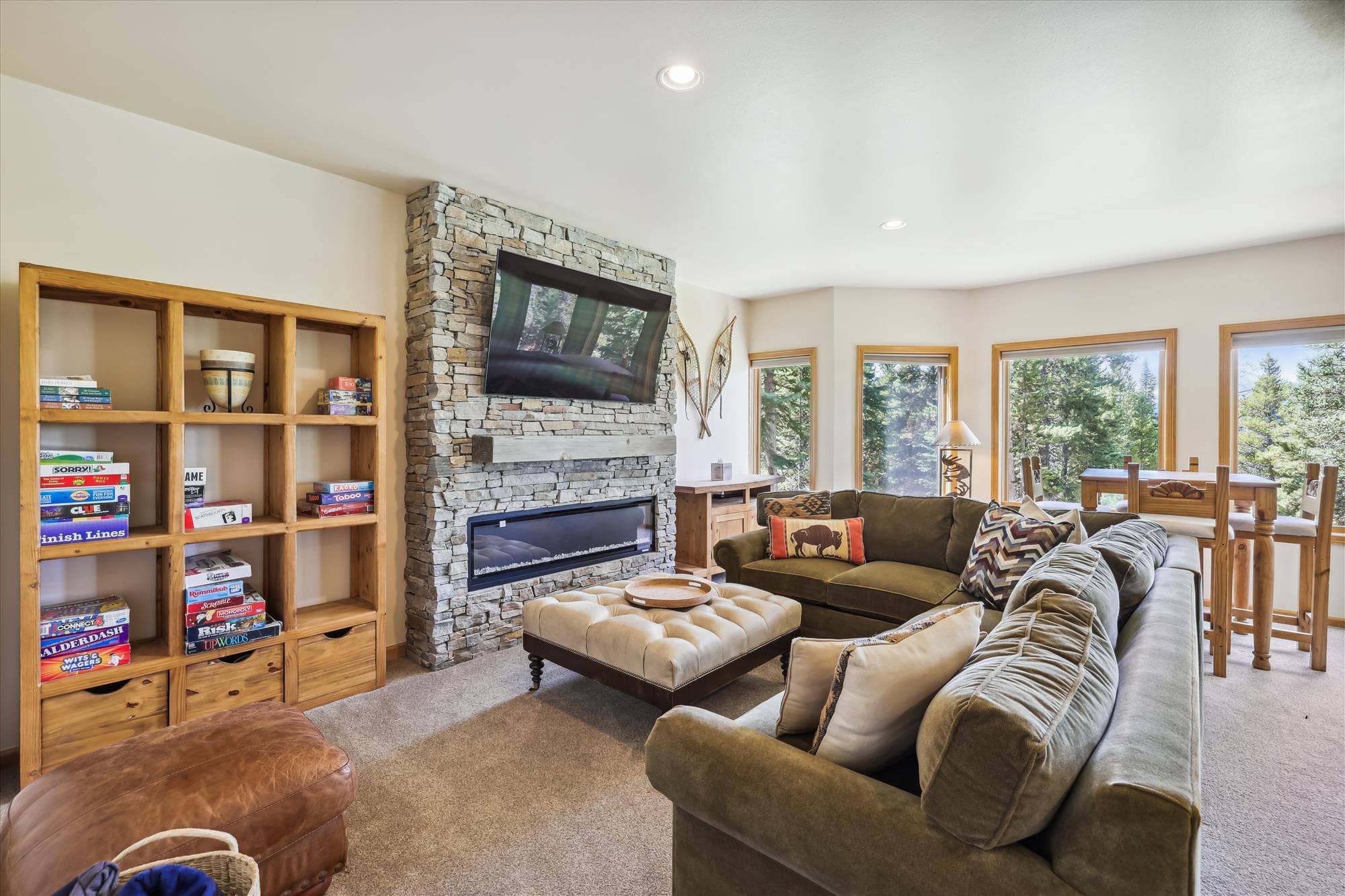 Living Area - Mountain View Lodge - Breckenridge Vacation Rental