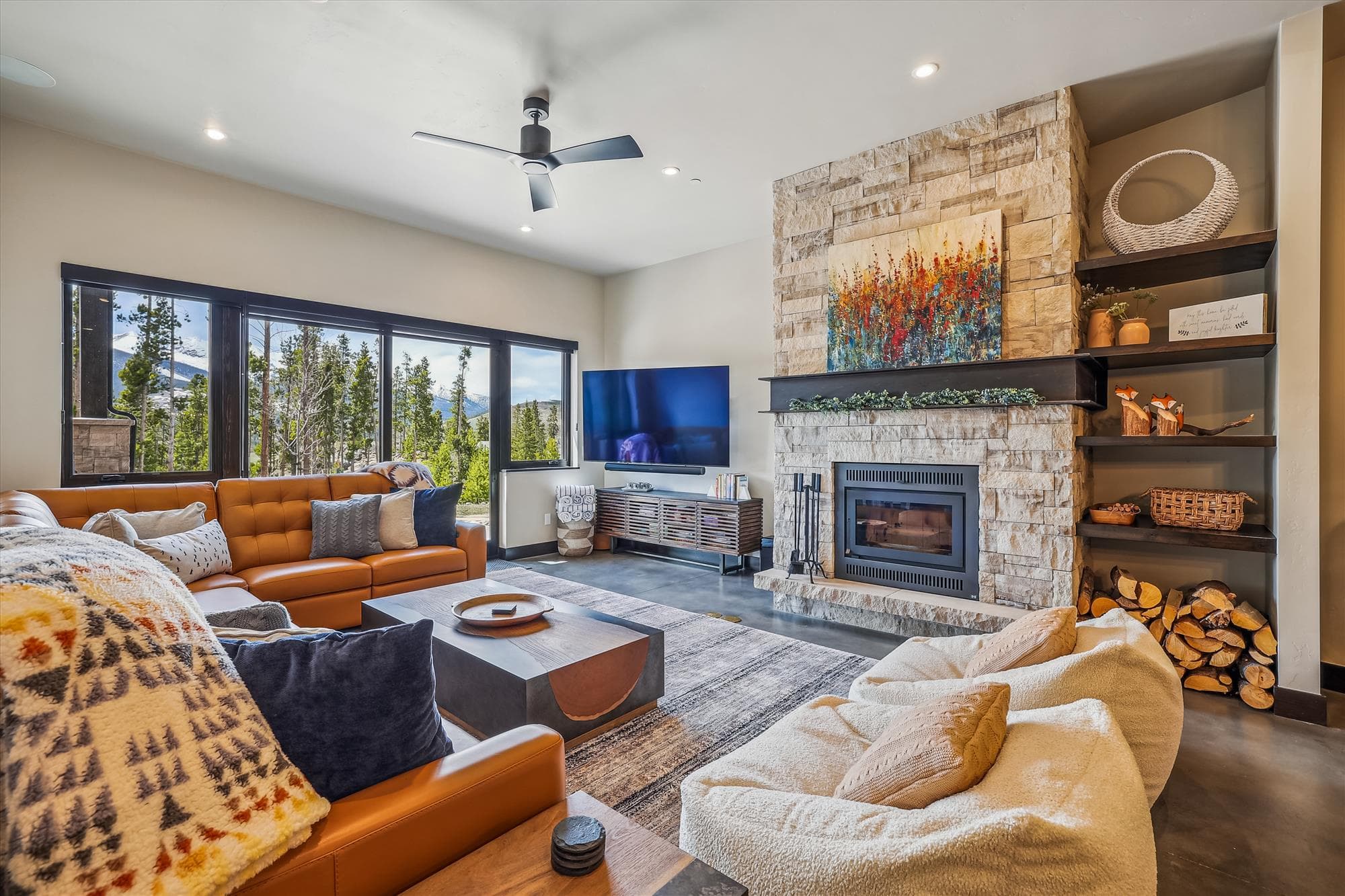 Family Room, The Crowne Summit, Breckenridge Vacation Rental