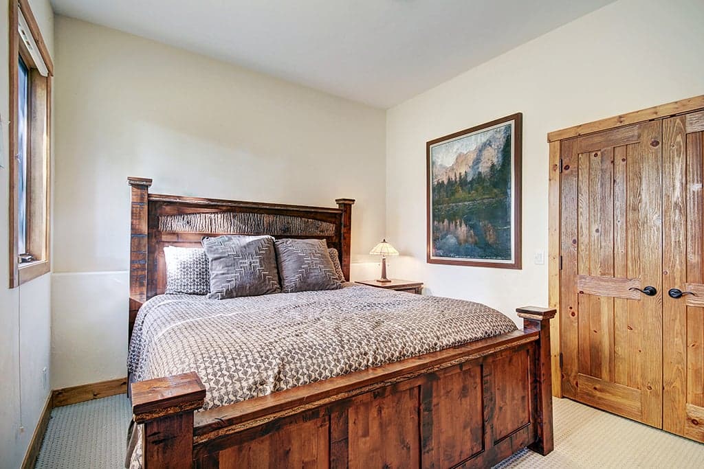 Bedroom - Dunkin Hill Lodge - Breckenridge Vacation Rental
