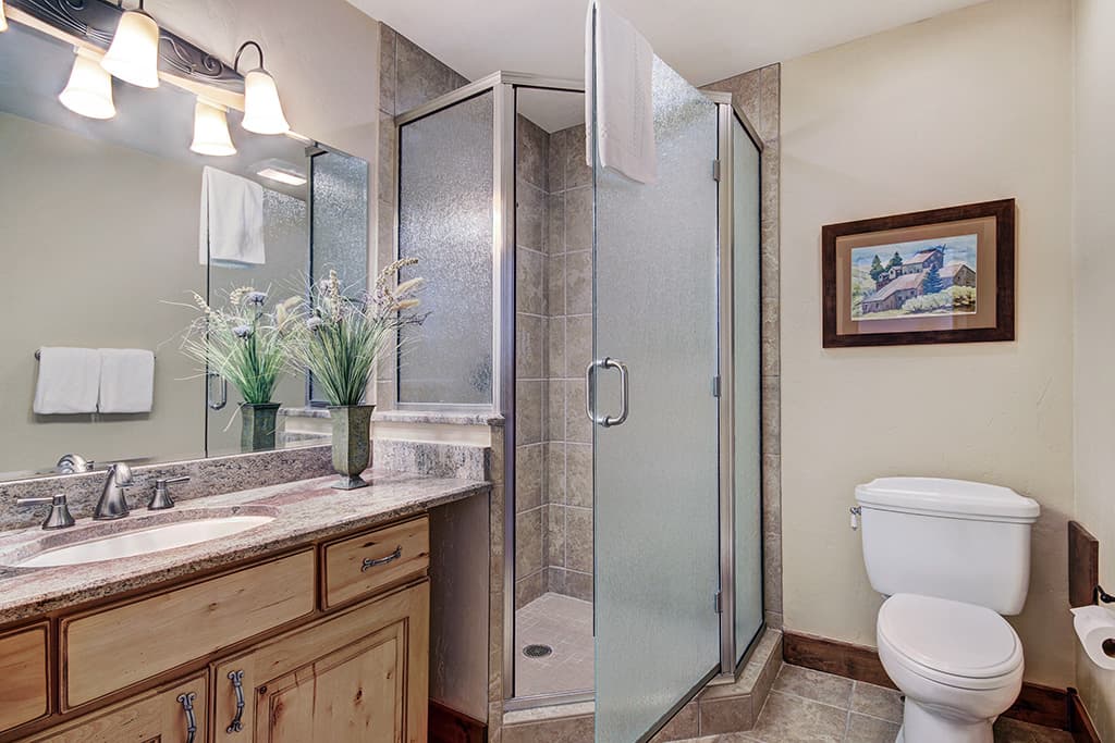 Bathroom - Mountain Majesty Manor - Breckenridge Vacation Rental