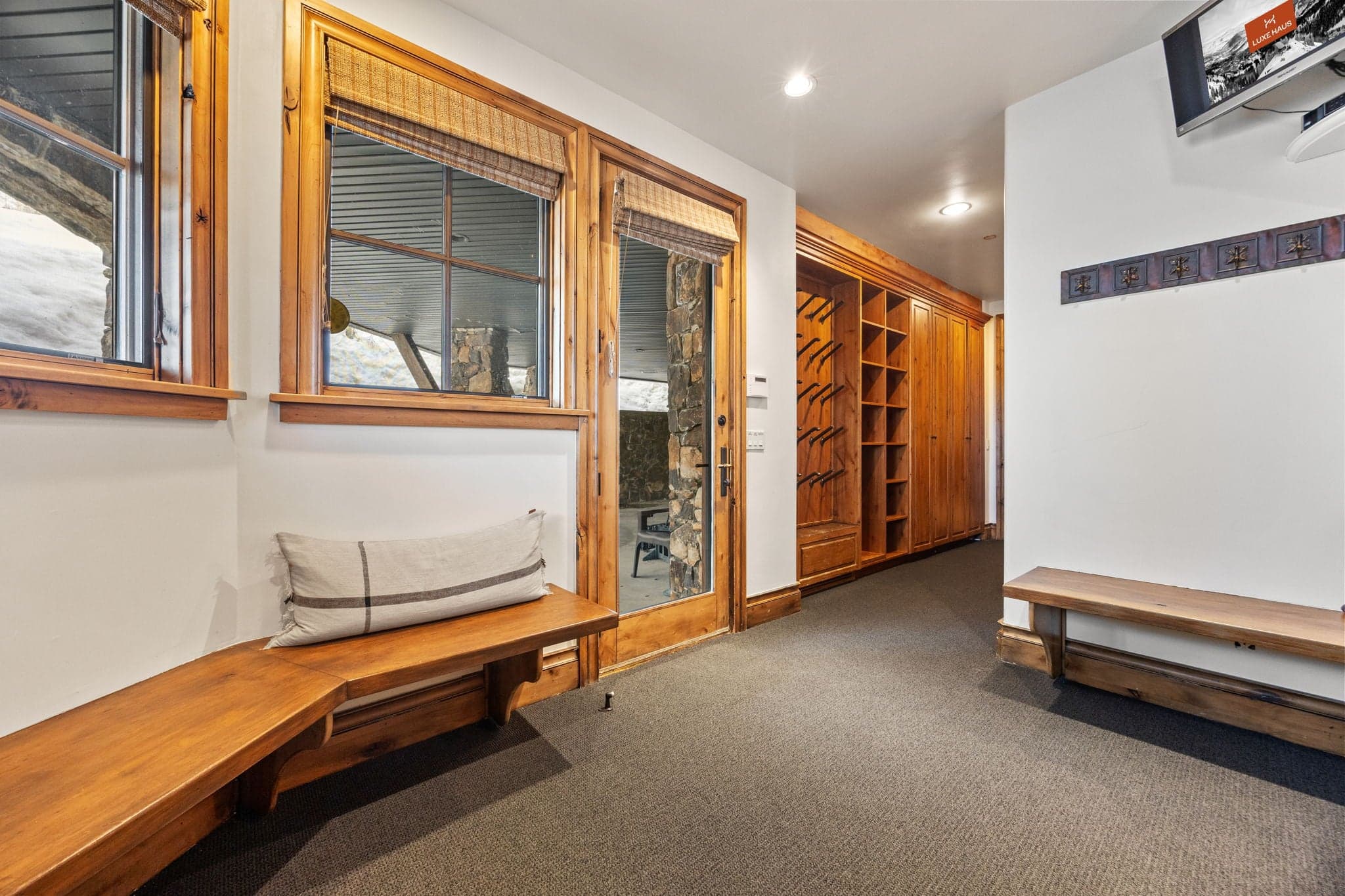 ski gear room