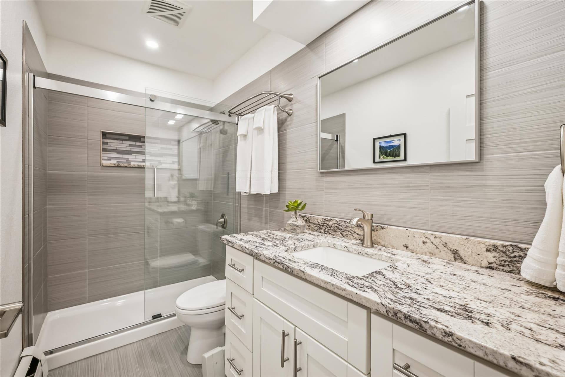 Bathroom - Lift Condo 301A - Breckenridge Vacation Rental