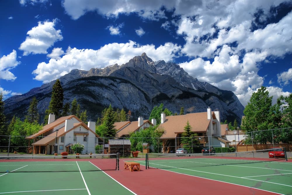 Tennis court