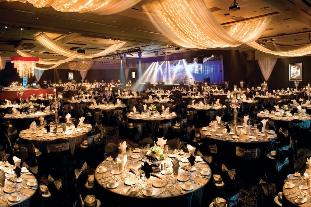 Banquet hall