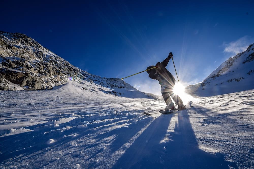 Snow and ski sports