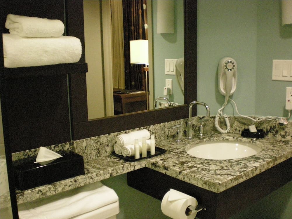 Bathroom sink