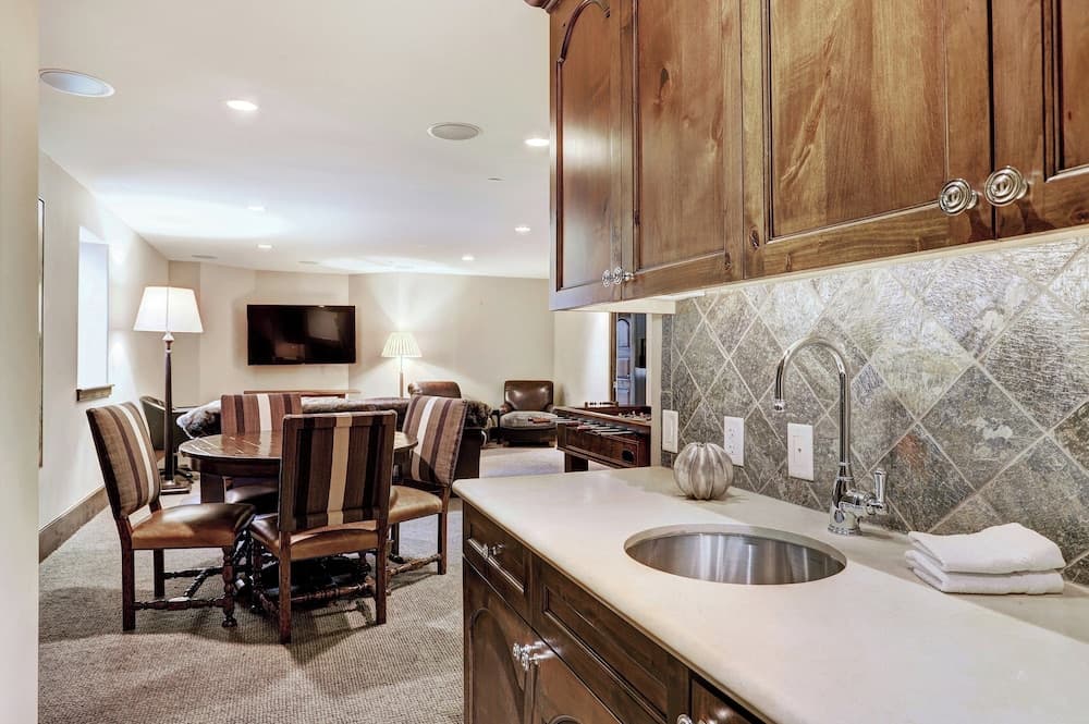 In-room dining