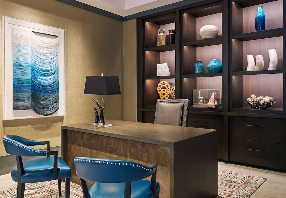 Concierge desk