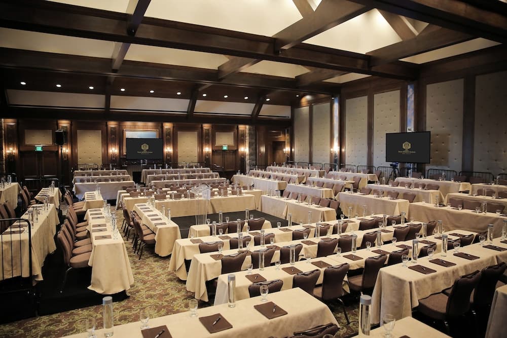 Meeting facility