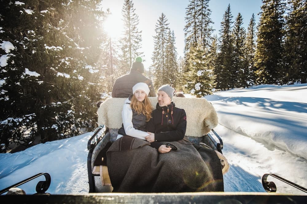Snow and ski sports