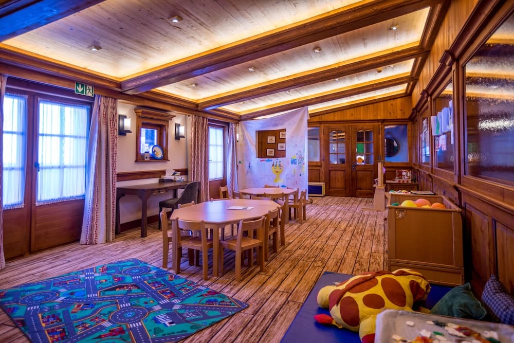 Children's play area - indoor