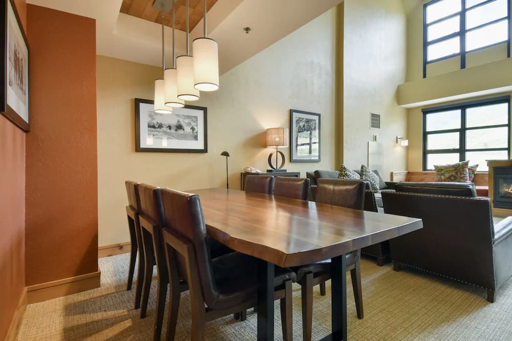 Dining room