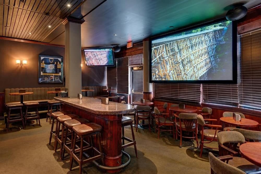 Sports bar