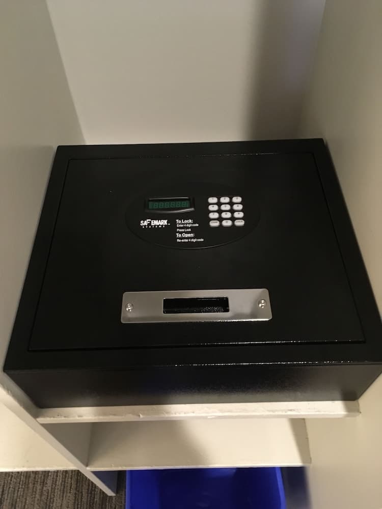 Room amenity