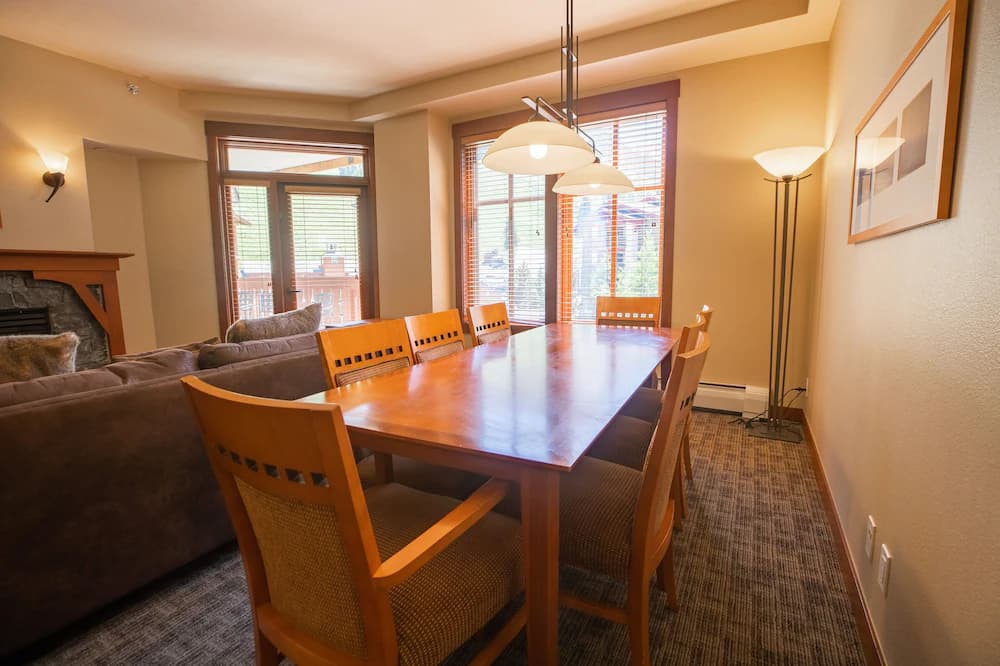 In-room dining