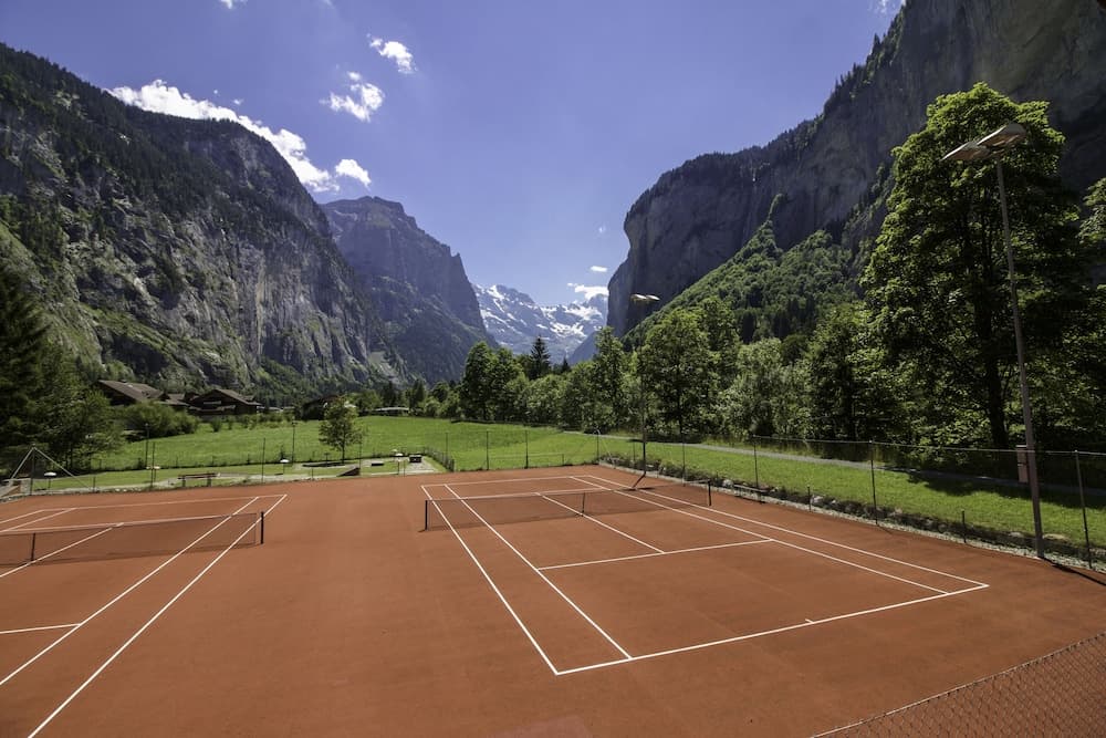 Tennis court