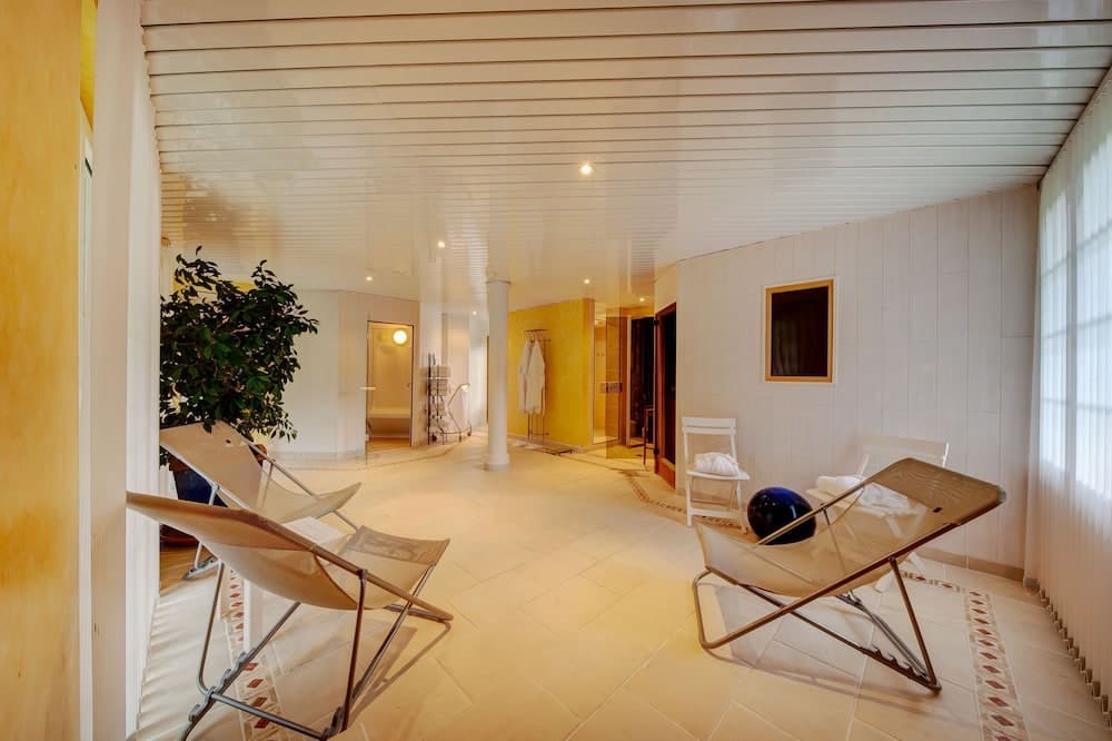 Spa reception