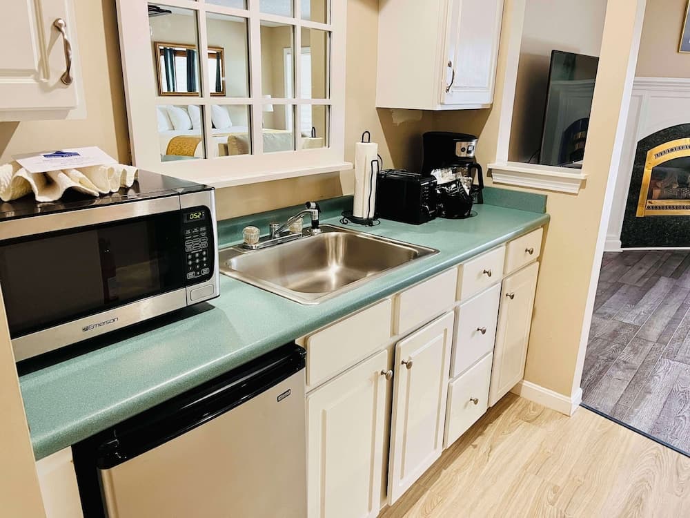 Private kitchenette
