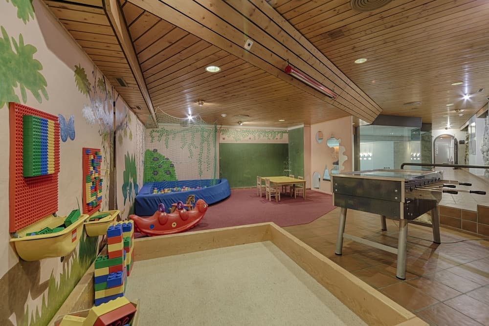Children's play area - indoor