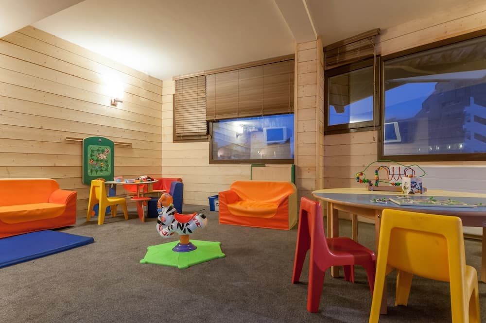Children's play area - indoor