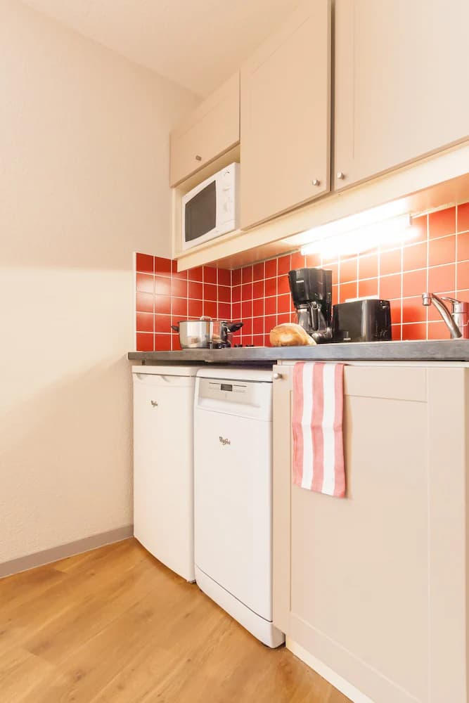 Private kitchenette