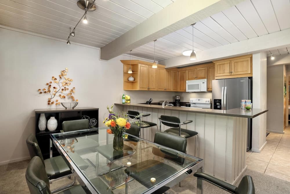 In-room dining