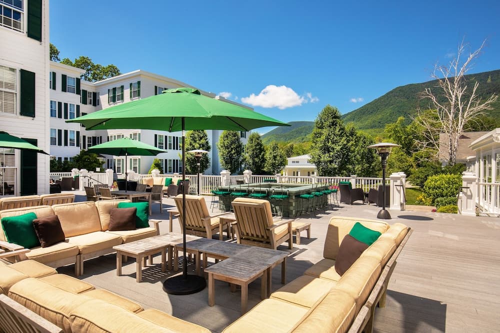 Sundeck
