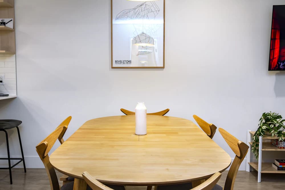 In-room dining