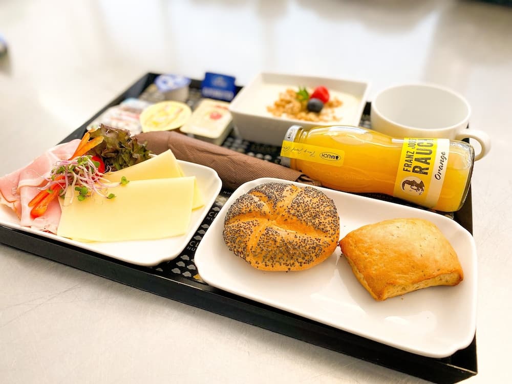 Breakfast meal