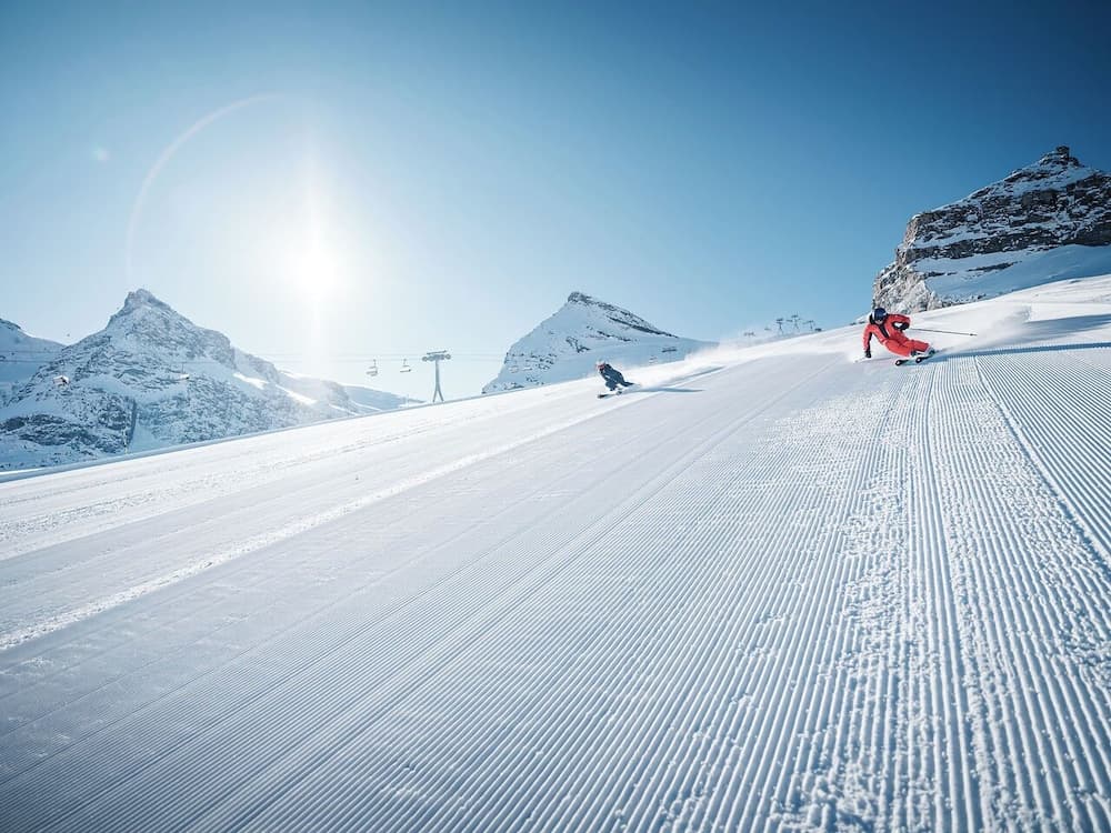 Skiing