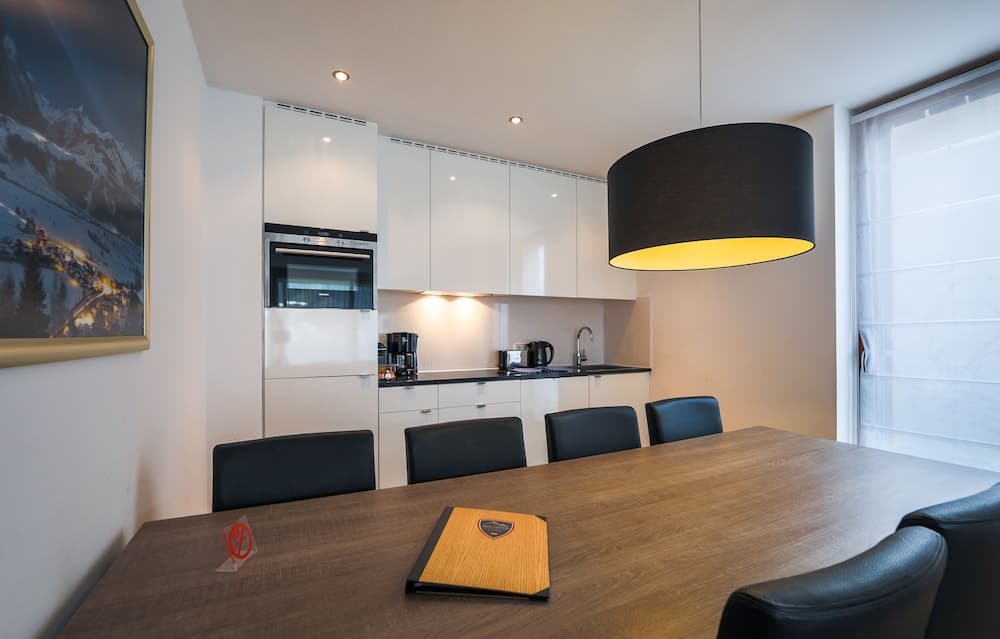 In-room dining