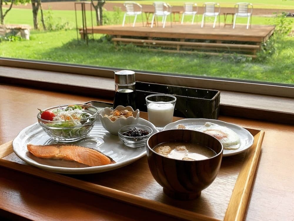Breakfast meal